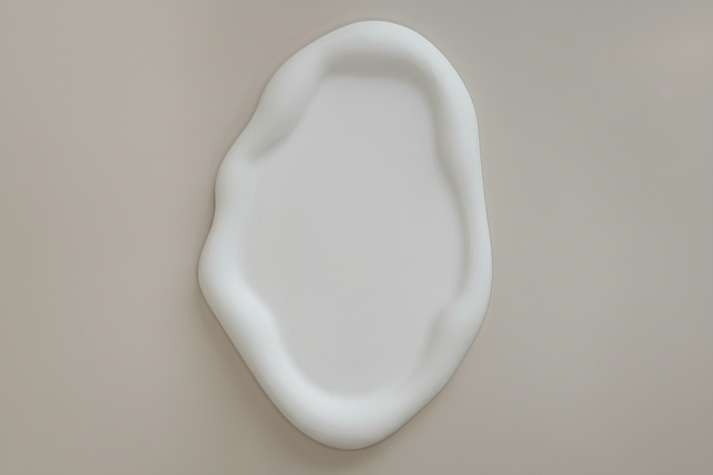 The Horizon Tray
